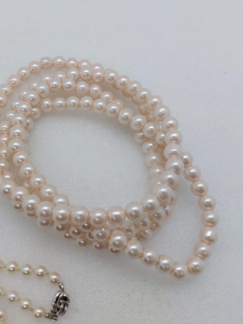 3 Bead Necklaces Faux Pearl White, Cream Color & Pinkish - Picture 3 of 13